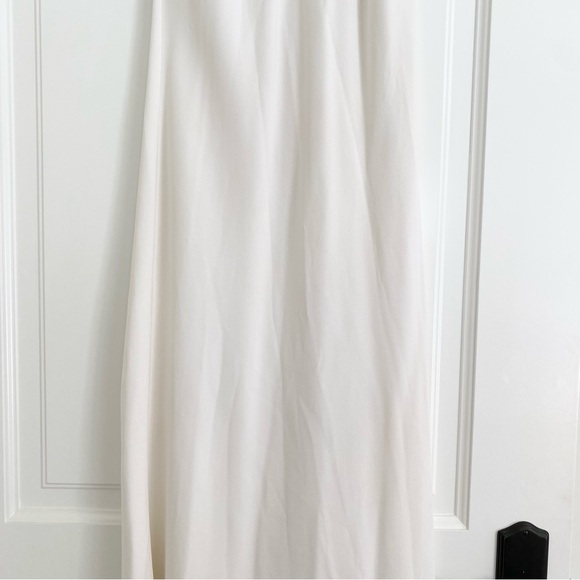 Galvan, Sienna Crepe Halterneck Gown - Picture 9 of 14